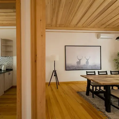 Сasa de vacaciones Newly Renovated Lavish Historic 6br House 102 Estambul